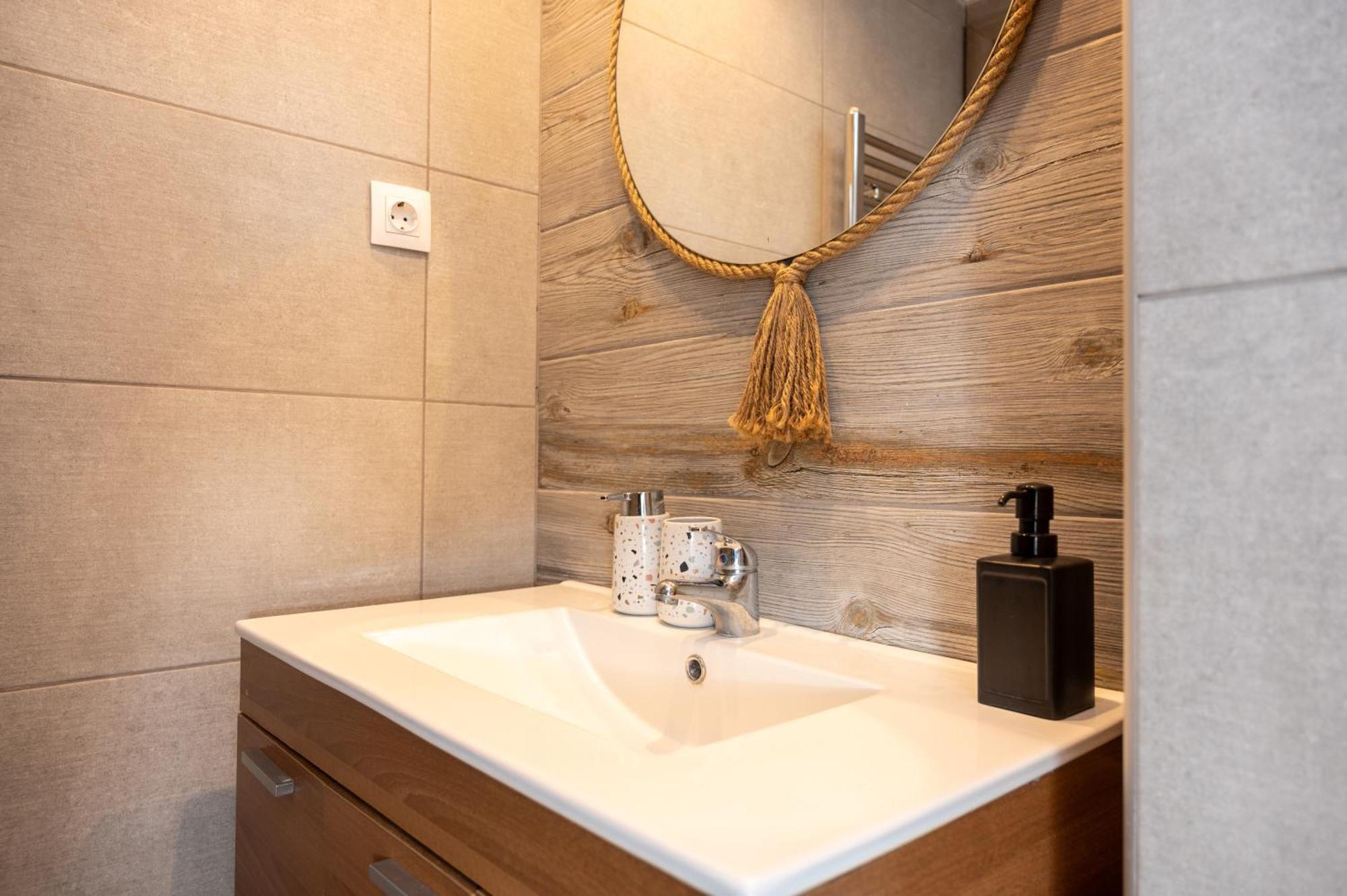 Niso Thessaloniki Hospitality Apartments Dış mekan fotoğraf